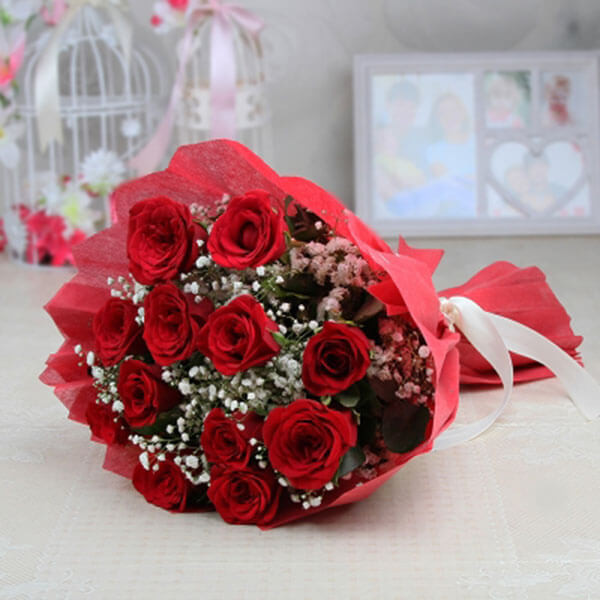 Perfect Love 12 Red Roses